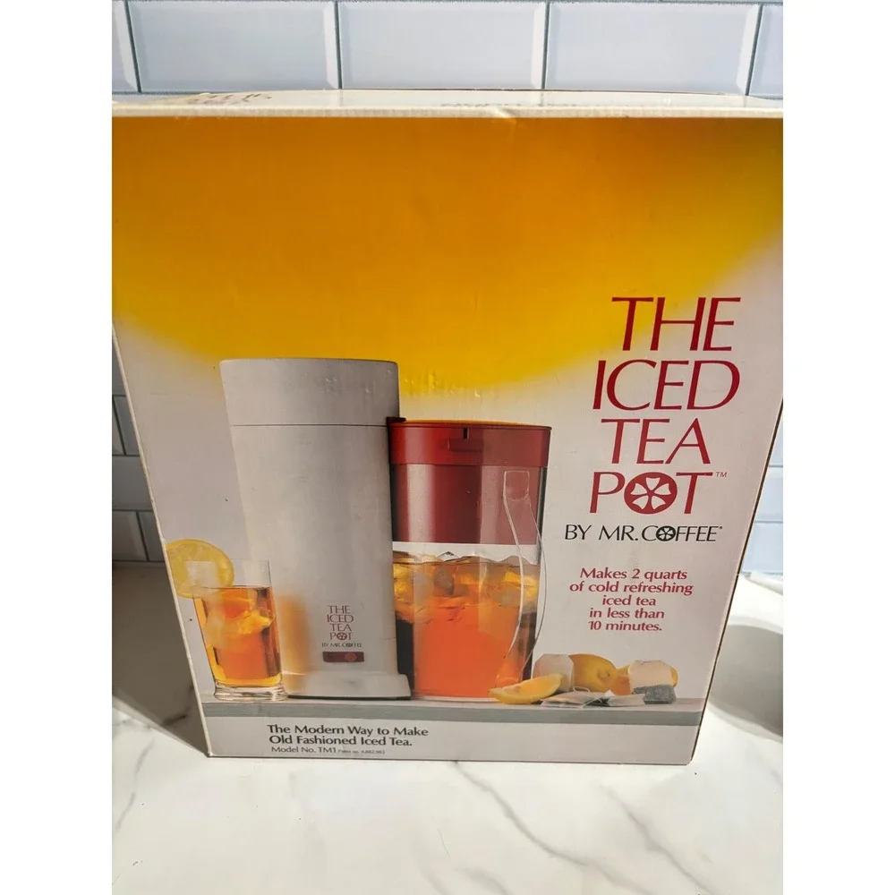 Vintage Mr. Coffee The Iced Tea Pot TM1 2 Quart Iced Tea Maker 1990 White Red